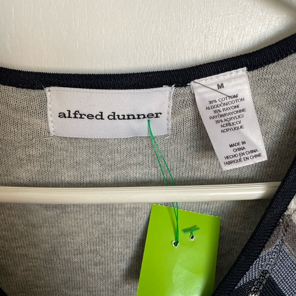 Alfred Dunner Zig Zag Striped V-Neck Sweater - Size M - Picture 10 of 12